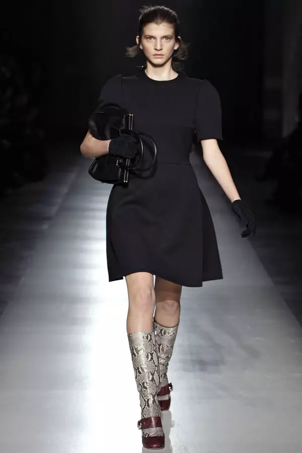 Prada Fall 2011 | Milan Fashion Week