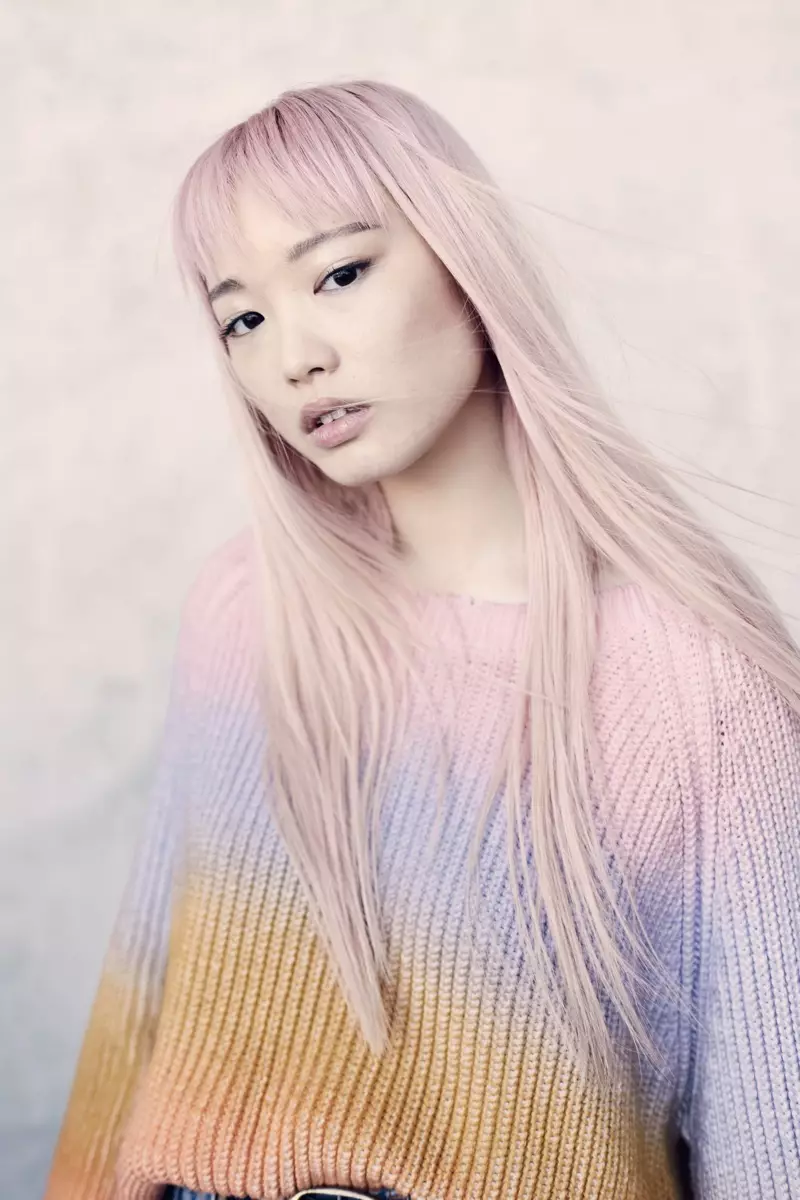 Fernanda Ly मॉडेल Zadig आणि Voltaire कॅरी गाय स्वेटर