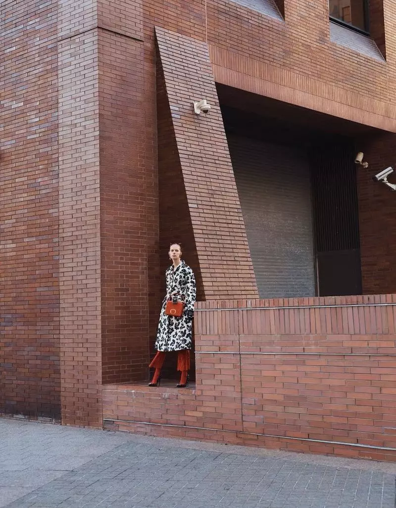 Lexi Boling-ը կեցվածք է ընդունել Vogue Mexico-ի համար նախատեսված արտաքին հագուստով