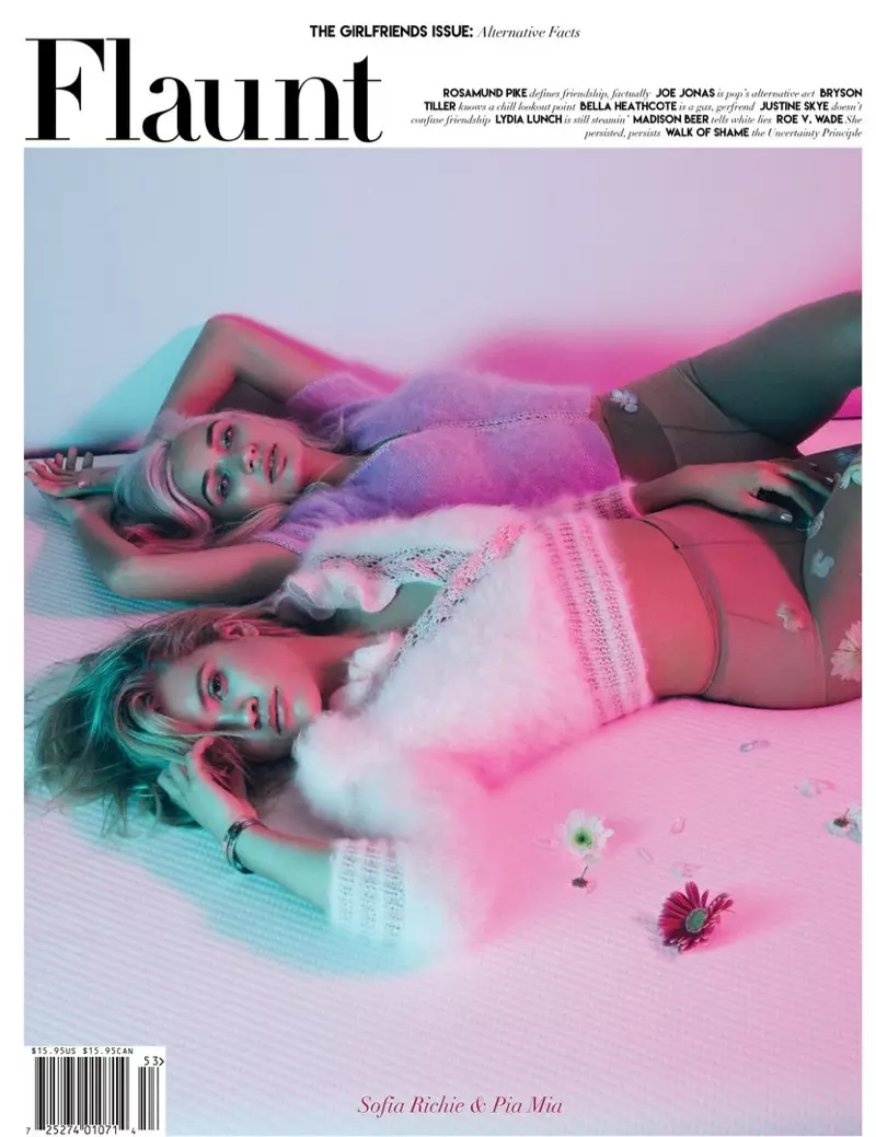 Sofia Richie og Pia Mia på Flaunt Magazine Girlfriends Issue 2017 Cover