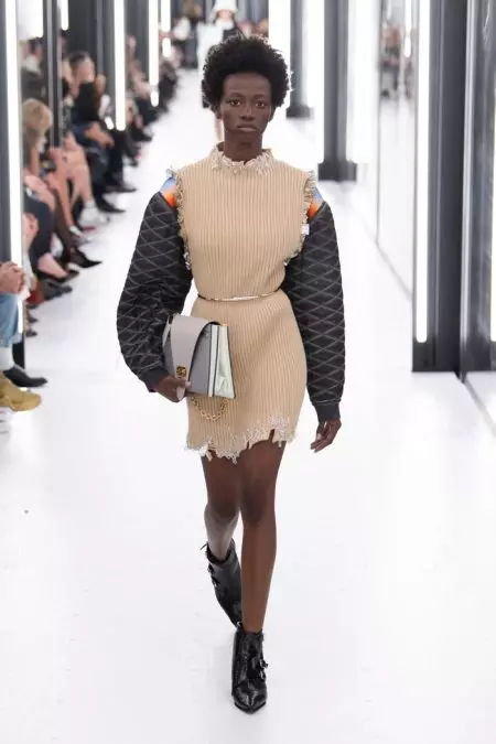 Louis Vuitton vaise á ciencia ficción chic para a primavera de 2019