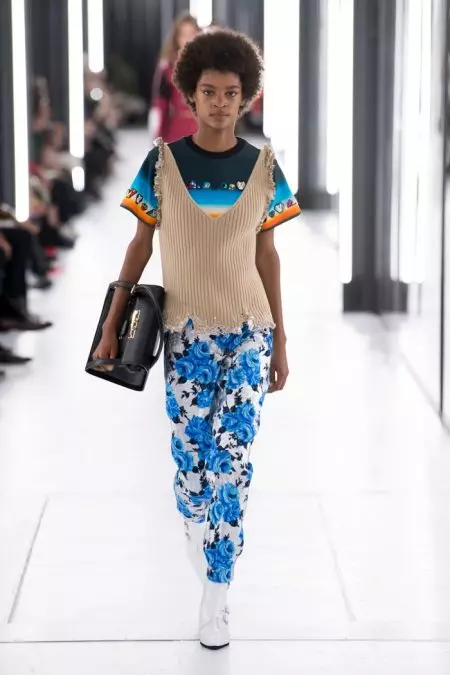 Louis Vuitton wuxuu aadayaa Sci-Fi Chic guga 2019