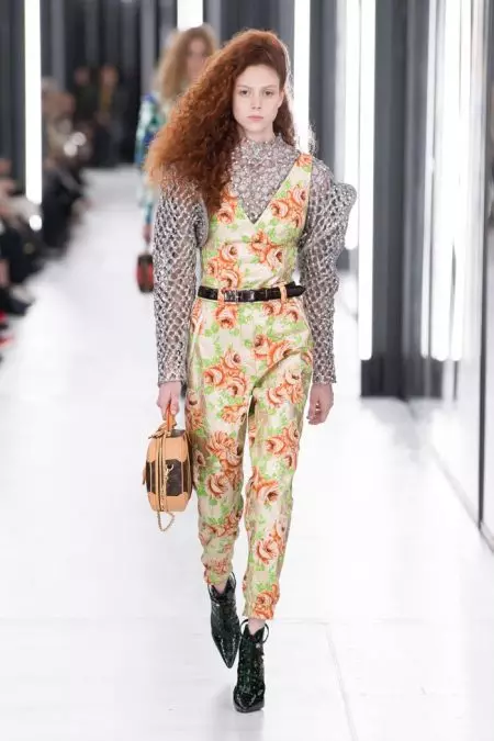 Ang Louis Vuitton Nahimong Sci-Fi Chic para sa Spring 2019