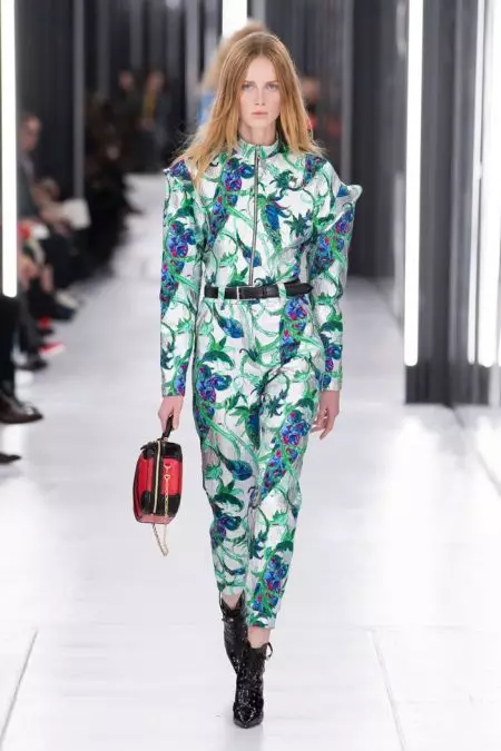 Ang Louis Vuitton Nahimong Sci-Fi Chic para sa Spring 2019