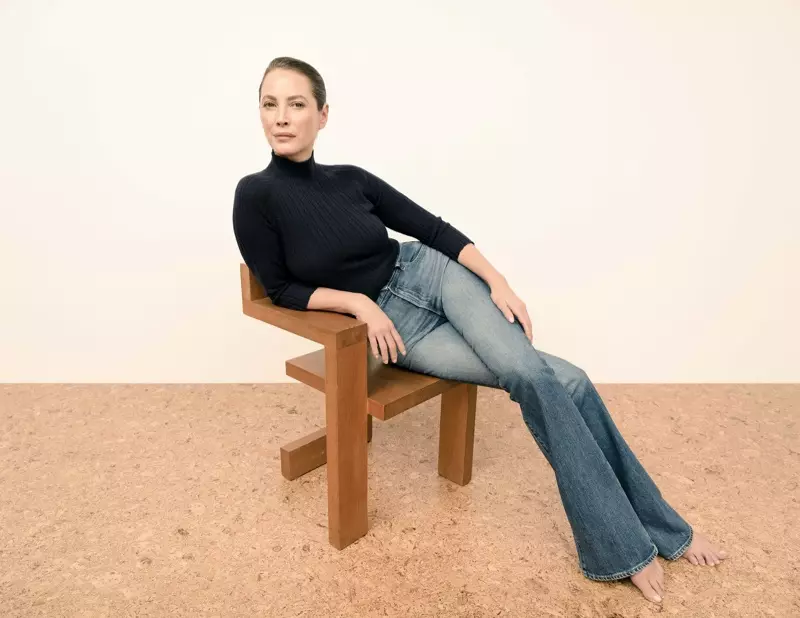 Christy Turlington J Brand 2020ko udaberri-udako kanpainan protagonista da