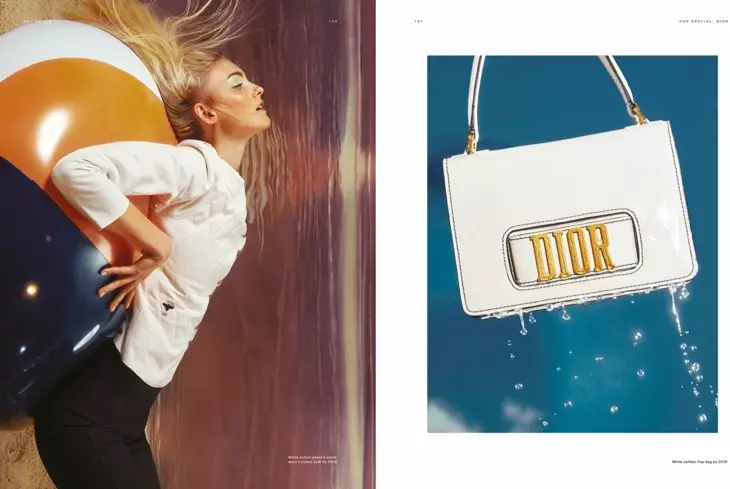 (ซ้าย) Caroline Trentini โพสท่าในแจ็กเก็ตและกางเกงผ้าวูลของ Dior (ขวา) กระเป๋าถือ Dior