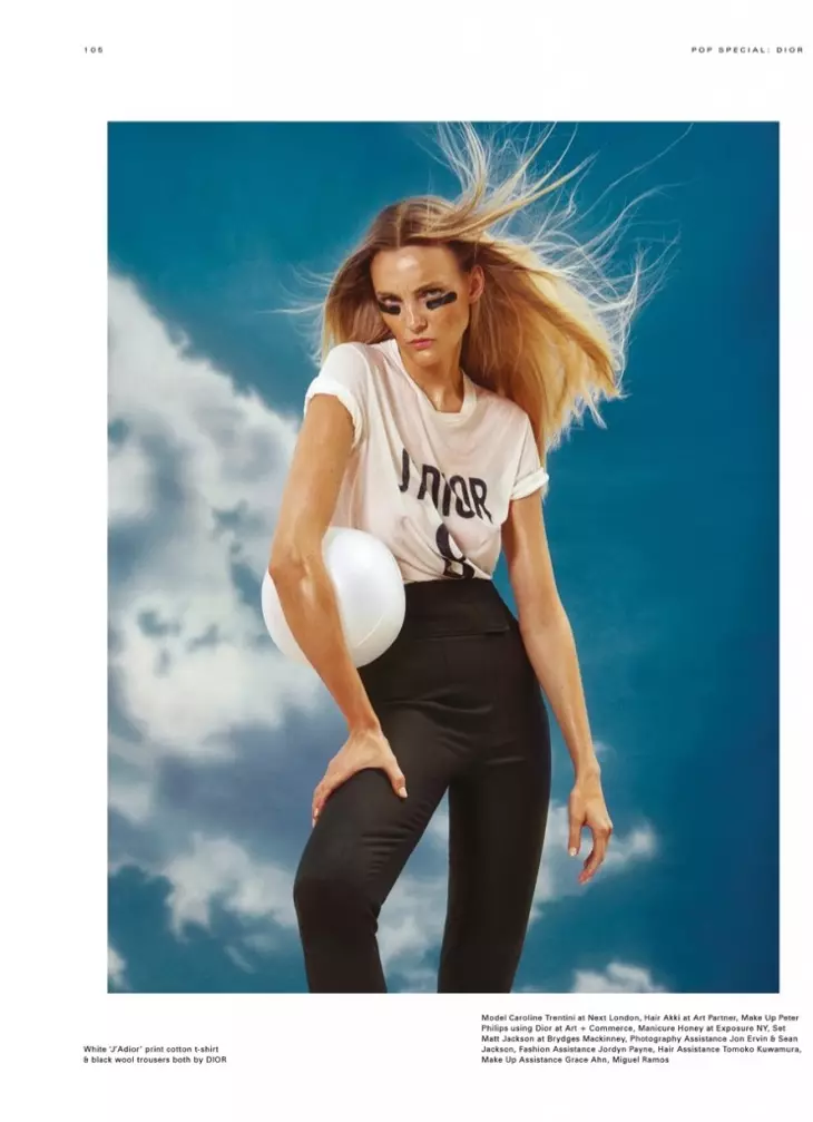 U-Caroline Trentini umi ku-Dior ehlangene ye-POP Magazine