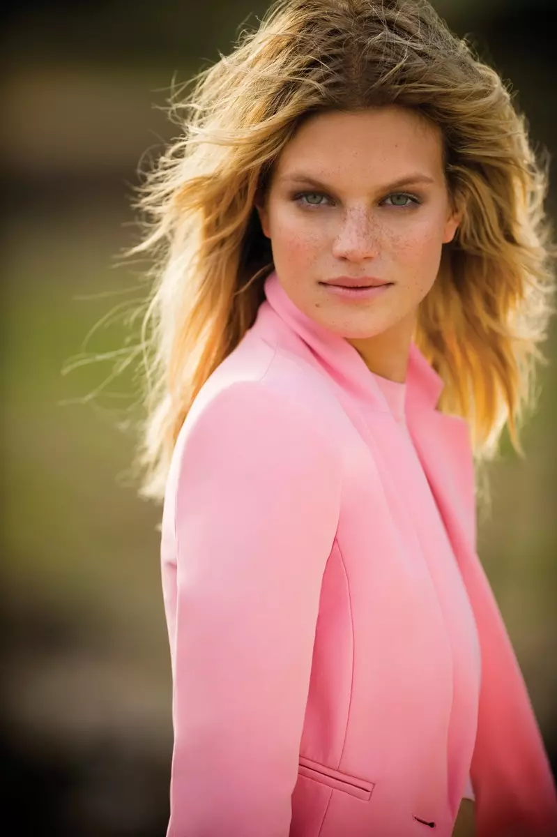 Nadine Leopold Harian Musim Panas 2015 Editorial02