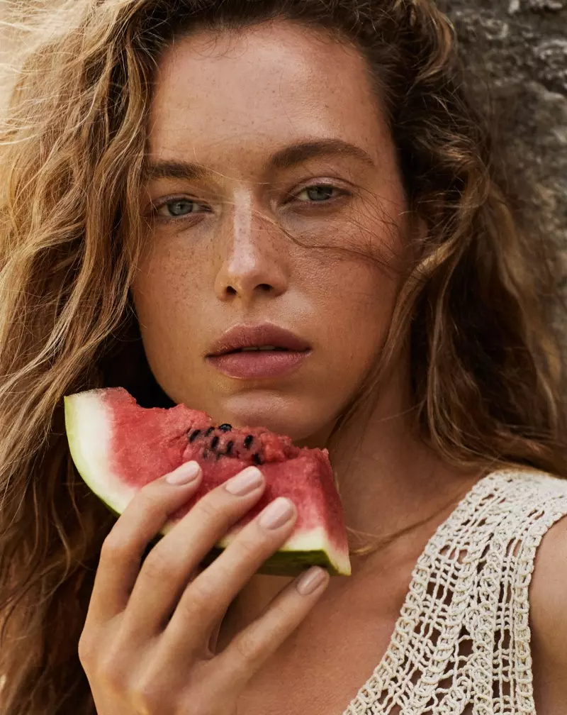 Hannah Ferguson modelira modu kaubojki za Vogue Mexico