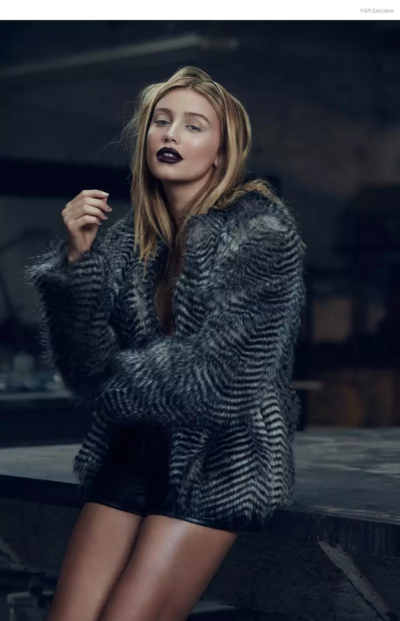 cailin-russo-photoshoot02