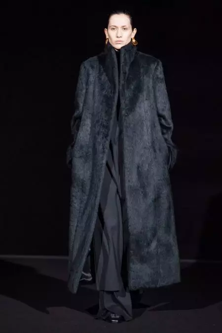 Balenciaga niakatra ho an'ny fararano 2019