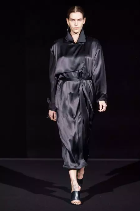 Balenciaga 推出 2019 秋季系列