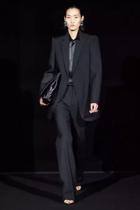 Balenciaga 推出 2019 秋季系列