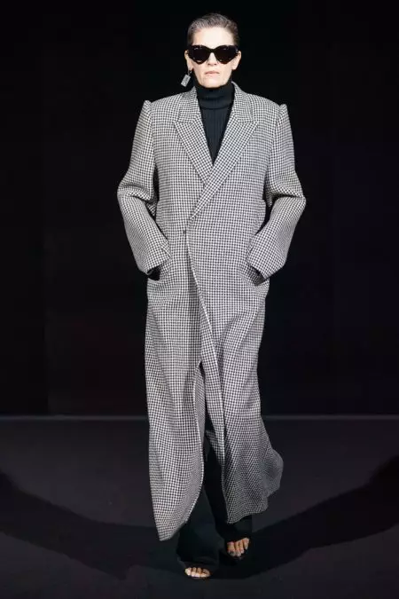 Balenciaga 推出 2019 秋季系列