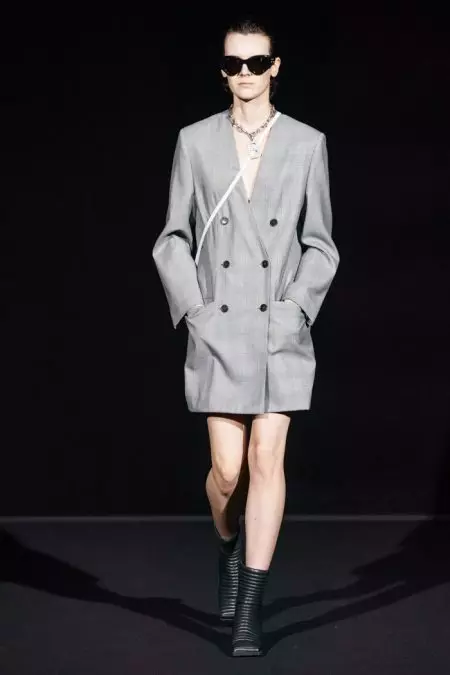 Balenciaga 推出 2019 秋季系列