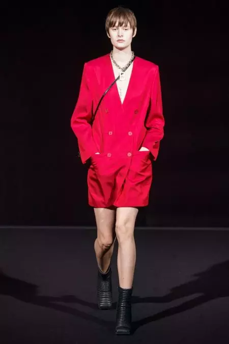 Balenciaga 2019 Sonbaharında Yükseliyor