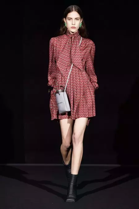 Balenciaga Levas por Aŭtuno 2019