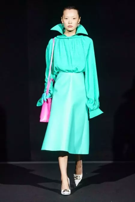 Balenciaga Elevates pikeun Musim Gugur 2019