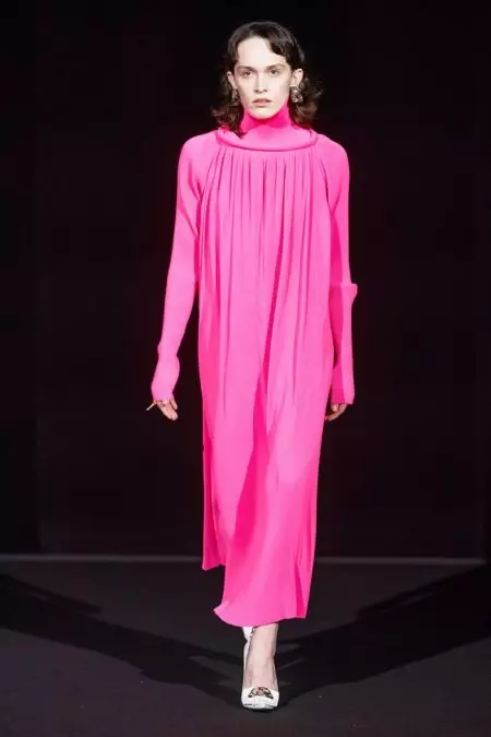 Balenciaga Elevates pikeun Musim Gugur 2019