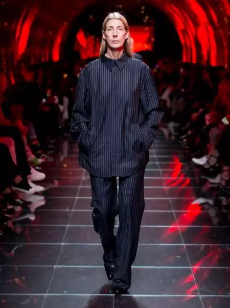Balenciaga prináša elegantnú pohodu na jar 2019