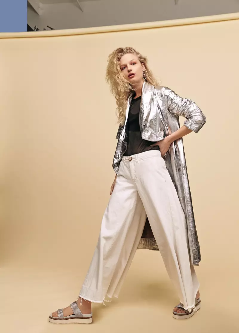 Nicholas K. Drifter Trench, Sweet Pea Bring It Back Mesh Tee, We The Free Run Through The Moss Wide Leg Jeans e FP Collection Harper Gem Flatform