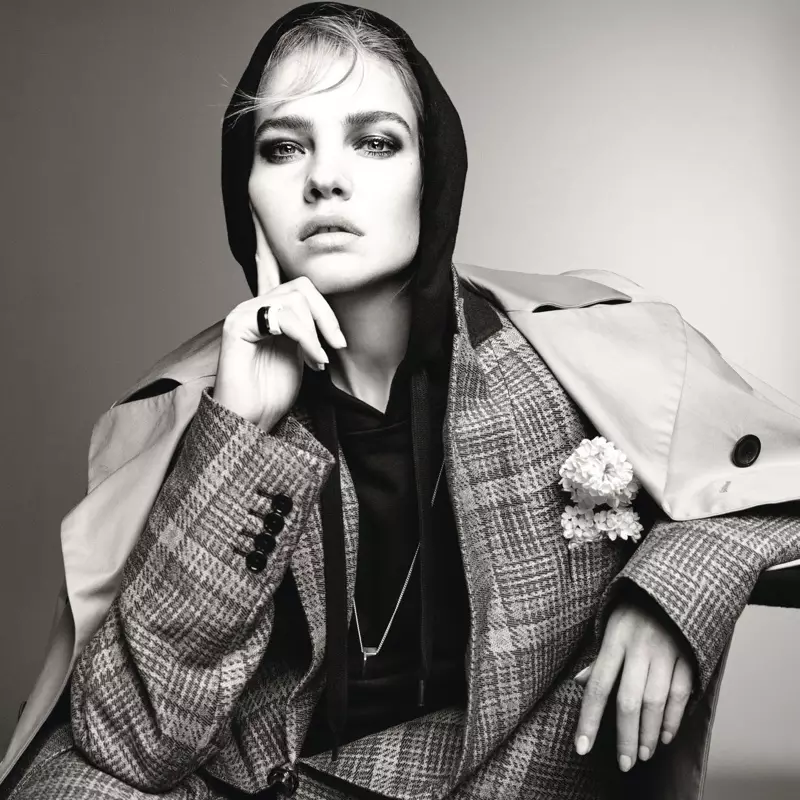 Natālija Vodianova aizrauj Vogue Poland vāka stāstu