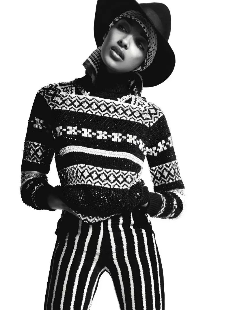 Jourdan Dunn yn Pretty in Patterns for Vogue Russia Hydref 2012 gan Richard Bush