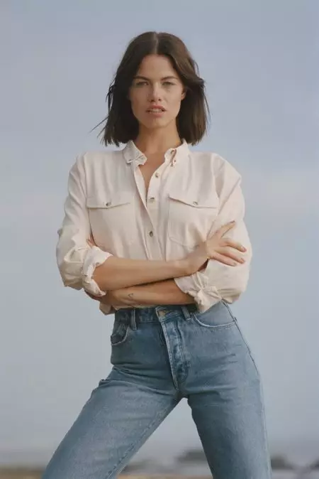 Hailey Clauson Rolla's denim Spring '19 kampaniyasi uchun sohilga chiqdi