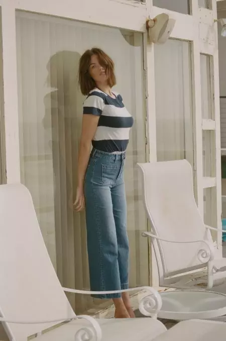 Si Hailey Clauson Naigo sa Baybayon alang sa Rolla's Denim Spring '19 Campaign