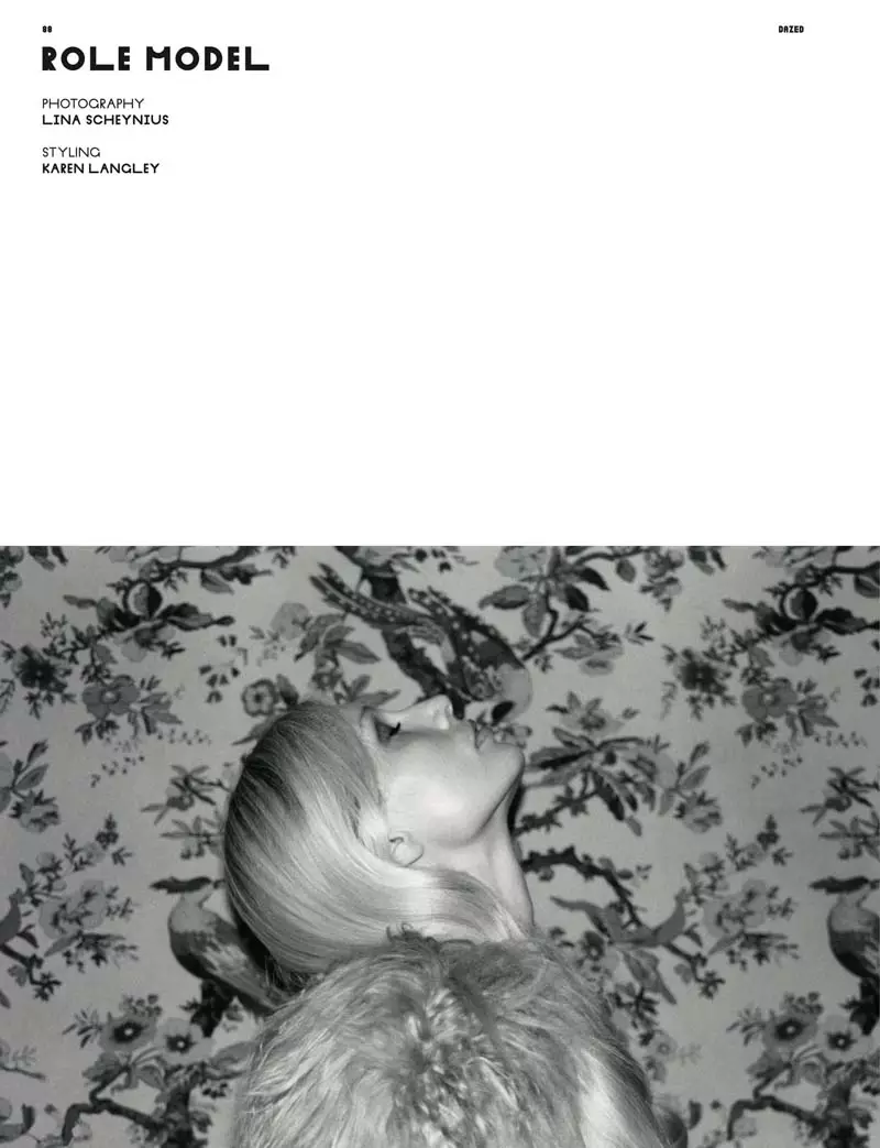 Kirsty Hume de Lina Scheynius pentru Dazed & Confused, iulie 2010