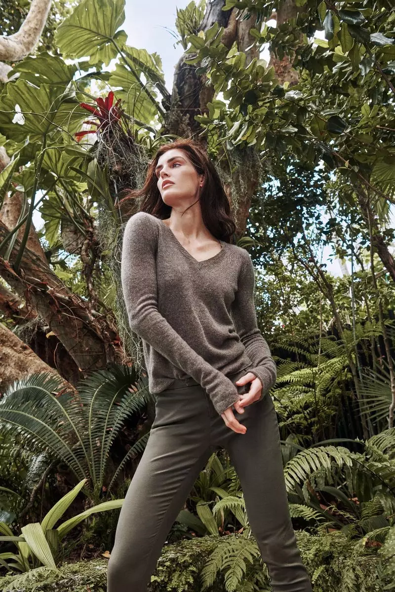 Hilary Rhoda viste estilos neutros para a campaña ATM outono-inverno 2019