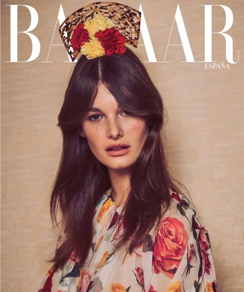 Ophelie Guillermand neem die nuwe versamelings vir Harper's Bazaar Spanje aan