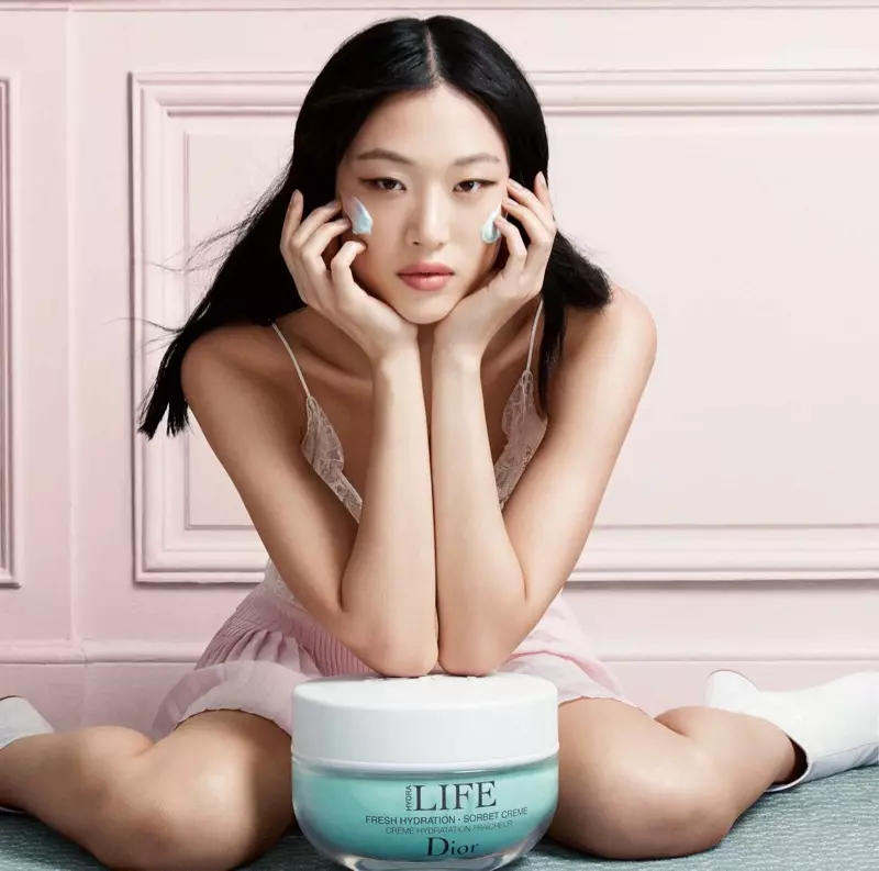 Model Sora Choi za Dior Hydra Life