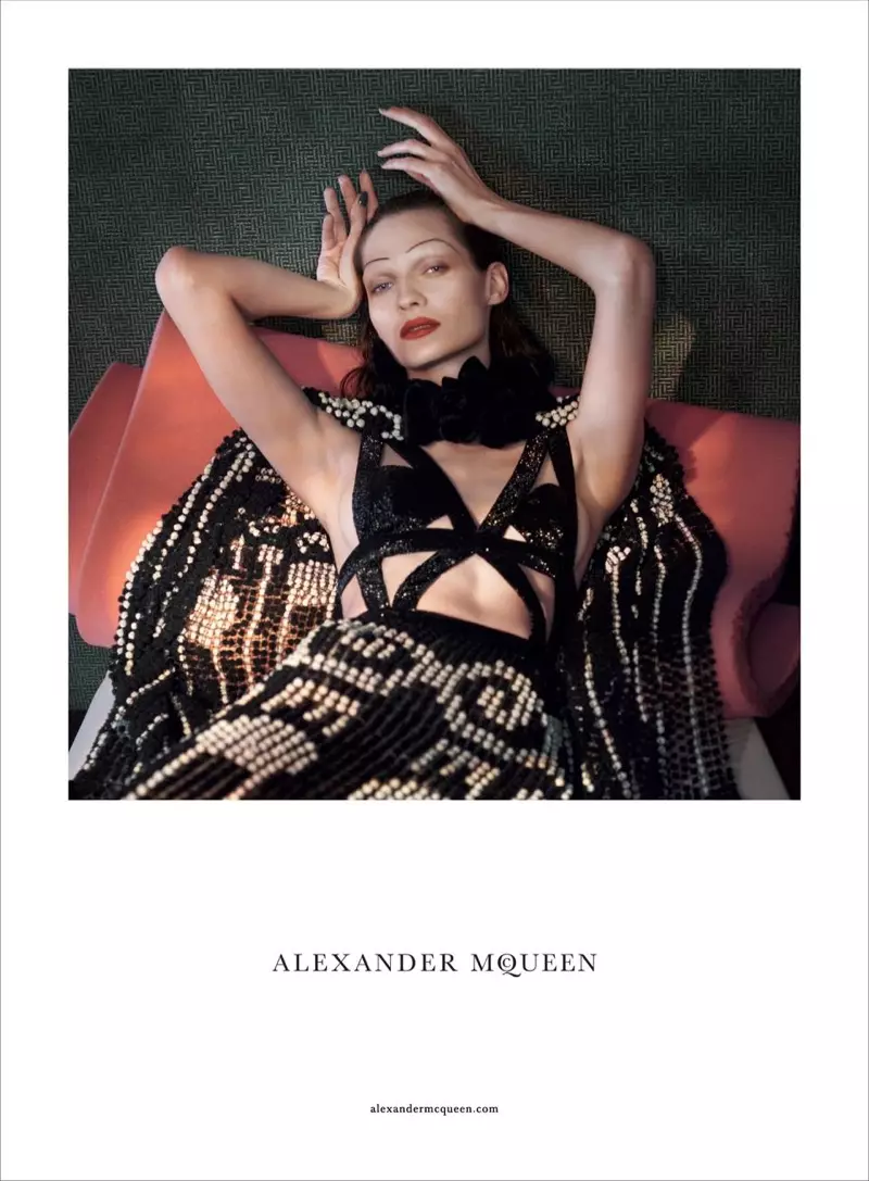 alexander-mcqueen-xuân-hè-2015-quảng cáo-chiến dịch06