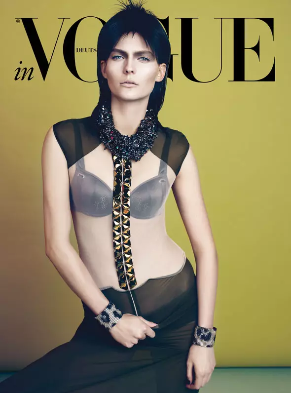 Karolin Wolter saunia e Lado Alexi mo Vogue Siamani Iuni 2012