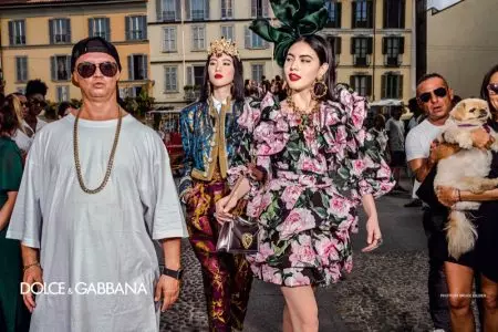 Helena Christensen, Monica Bellucci Front Dolce & Gabbana Spring '19 Kampeni