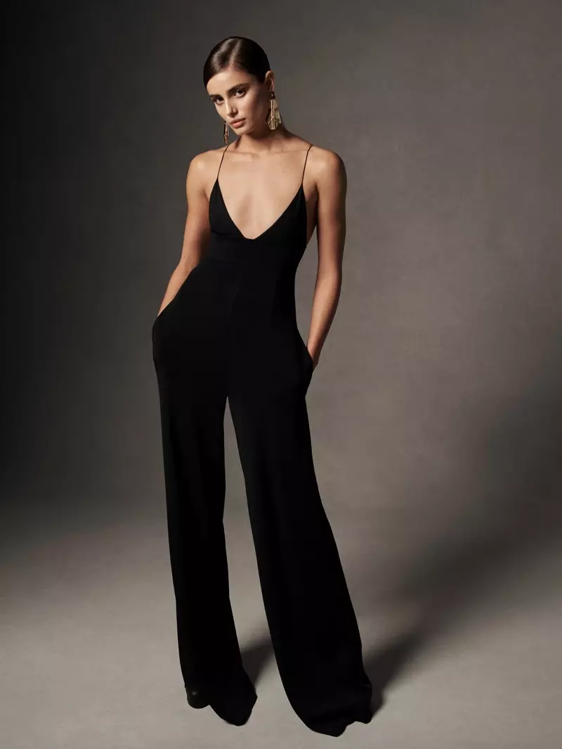 Model Taylor Hill dzianinowy kombinezon z kolekcji Ralph Lauren wiosna-lato 2019
