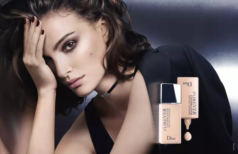 Наталі Портман знялася в кампанії Dior Diorskin Forever Undercover Foundation