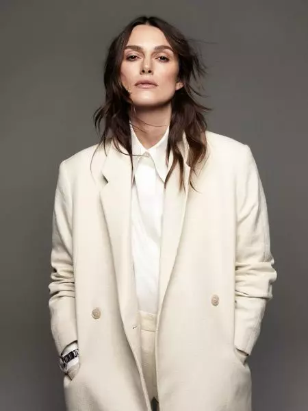 Si Keira Knightley Poses in Chic Monochrome Looks for PORTER Edit