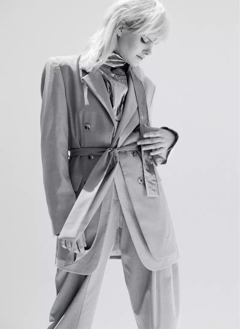 Elise Agee poseert in Power Suit voor Marie Claire UK