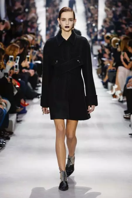 Dior mùa thu 2016 | Tuần lễ thời trang Paris