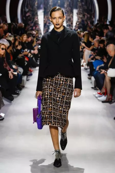 Dior mùa thu 2016 | Tuần lễ thời trang Paris