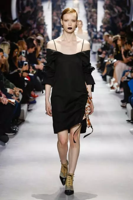 Dior Fall 2016 | پارىژ مودا كىيىم ھەپتىلىكى