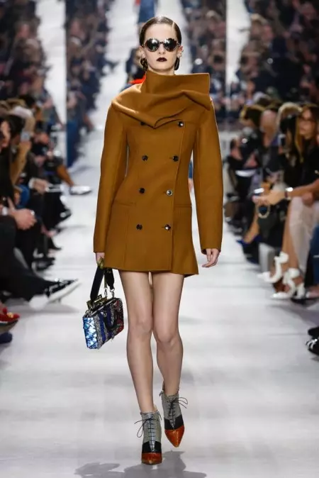 Dior Fall 2016 | پارىژ مودا كىيىم ھەپتىلىكى