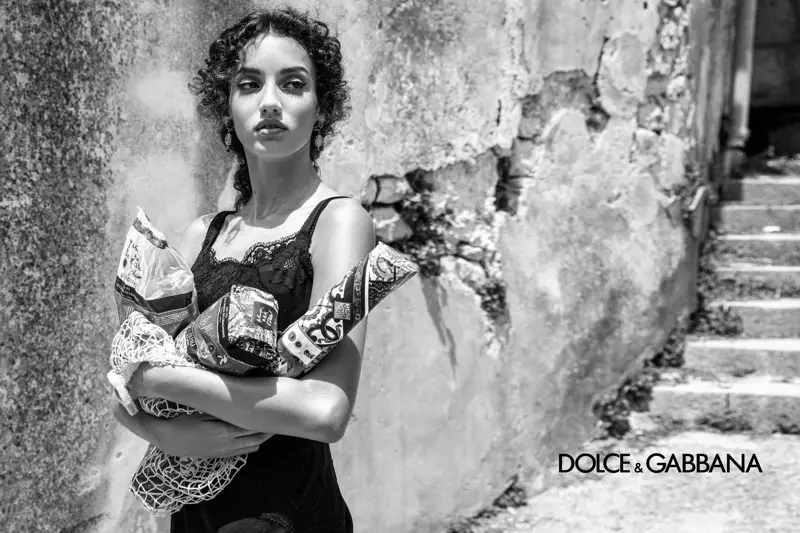 Dolce & Gabbana lancéiert Fréijoer-Summer 2020 Kampagne