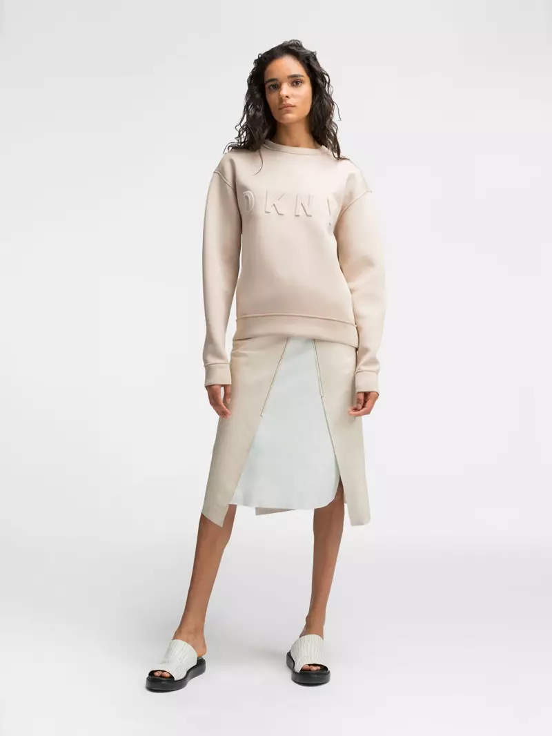 I-DKNY Tech Jersey Pullover enelogo yangaphambili