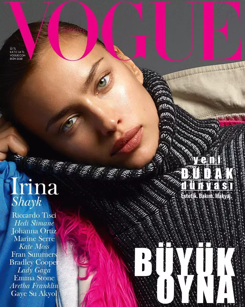 Irina Shayk 为 Vogue 土耳其模特时尚外套