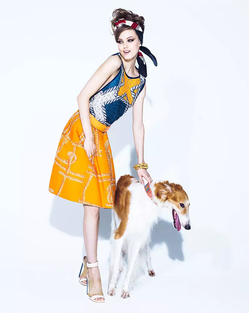 Lindsey Wixson tiene coprotagonistas caninos en sesión fotográfica de Vogue Brasil por Jacques Dequeker