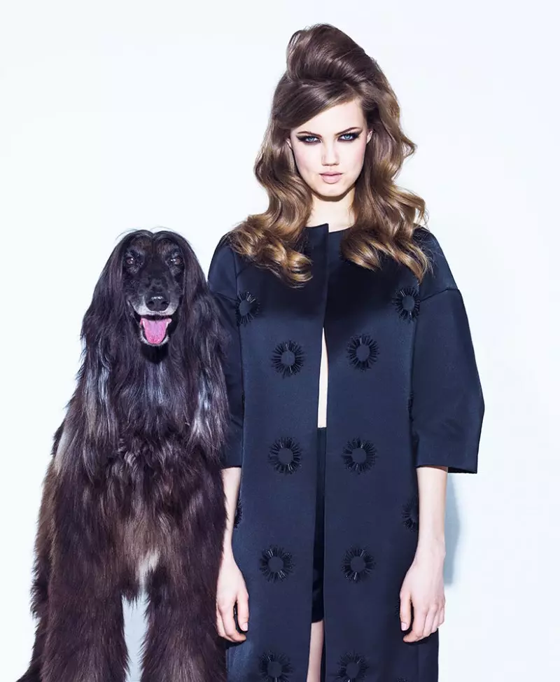 Lindsey Wixson o na le Canine Co-Stars ho Vogue Brazil Thunngoa ke Jacques Dequeker