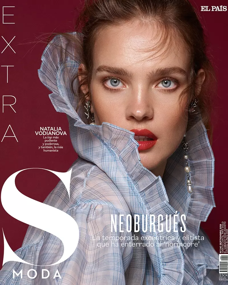 Natalia Vodianova tisztességes stílusokat modellez az S Moda számára